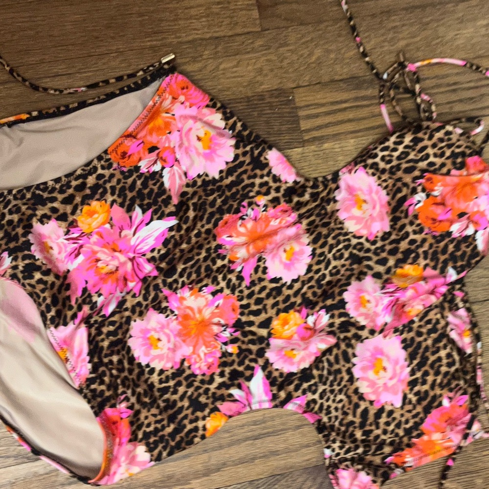 Vs bathing suit